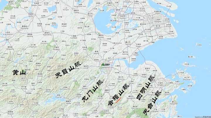 用opencycle等高线地形图能够看到,图标"宝灿亭"处即为天目山脉向东