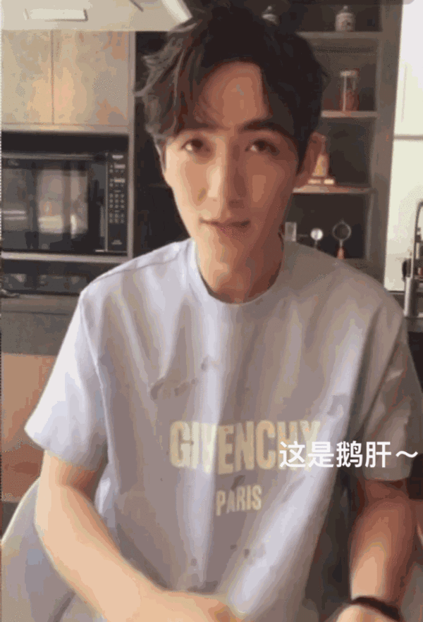 有哪些「笑容逐渐消失」的例子?