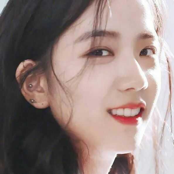 你为什么喜欢blackpink的金智秀jisoo