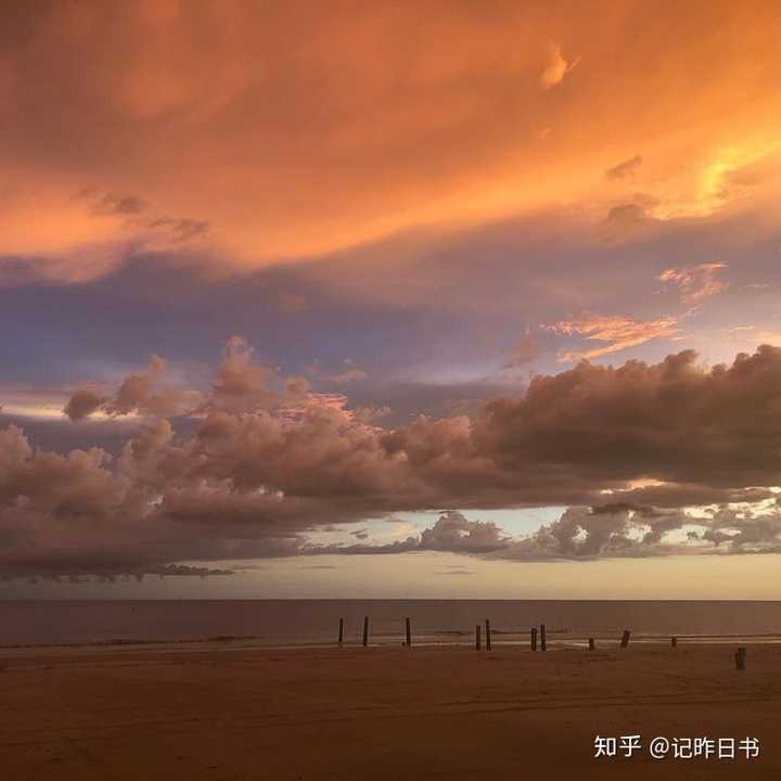 你用过哪些有趣的/有意义的微信朋友圈背景图?