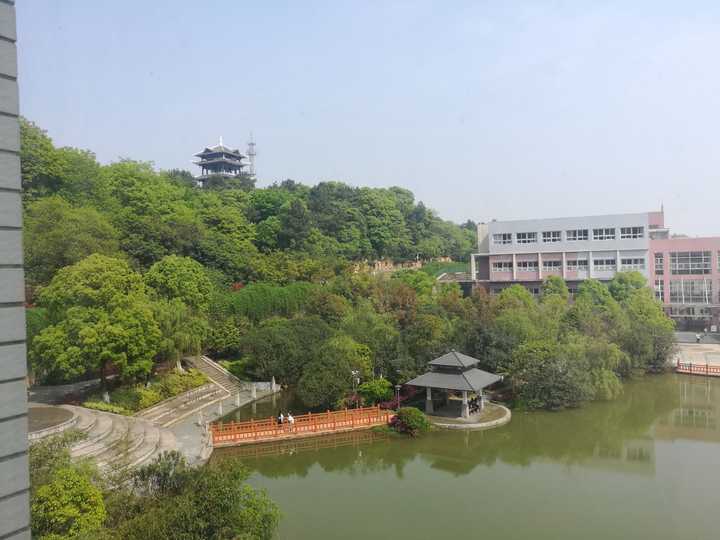 在长沙师范学院就读是一种怎样的体验?