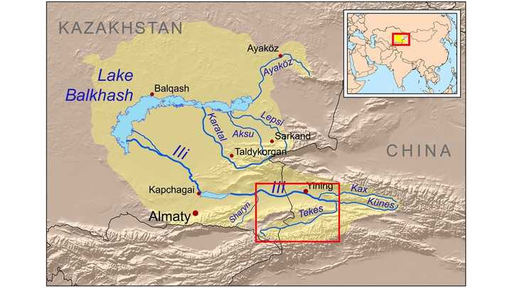 伊犁河主流 特克斯河发源于哈萨克斯坦.