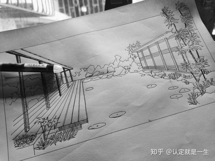 大一建筑生钢笔画到底要不要先用铅笔起稿?