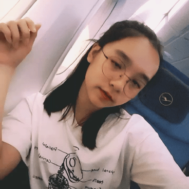 这是(经过美颜的)gif 是时候放证件照冷静冷静了蛤蛤蛤