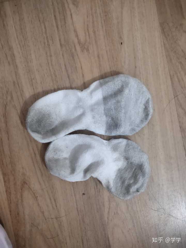 旧袜子该不该扔掉