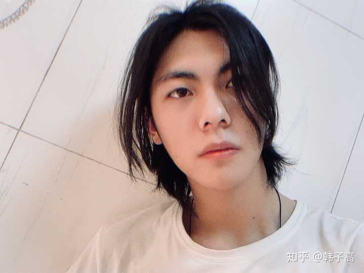 男生怎么留好看的长发?