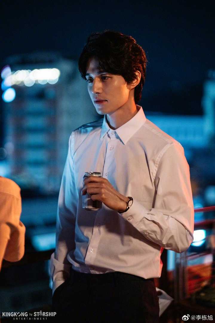 如何看待李栋旭的单独脱口秀《想做talk》?