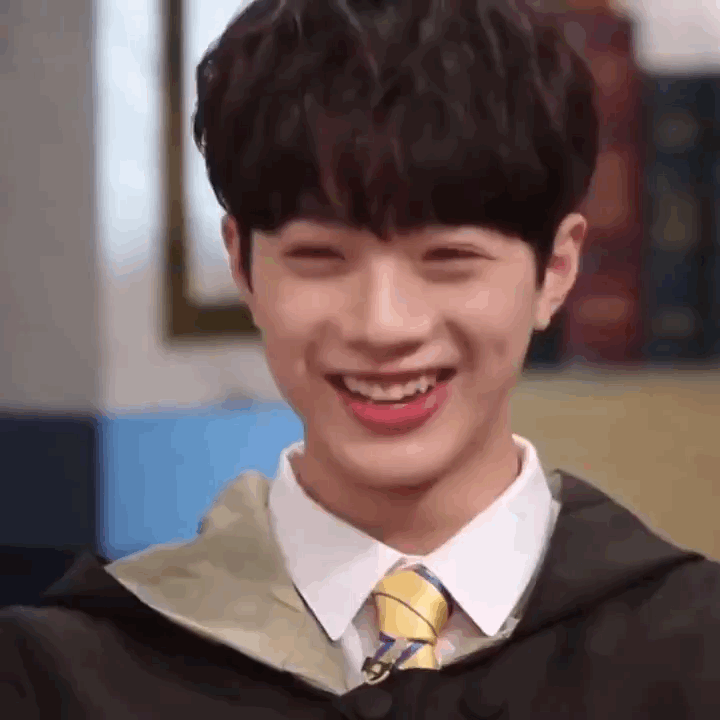 为什么赖冠霖被叫做奶罐.感觉这个称呼…嗯…有点娘