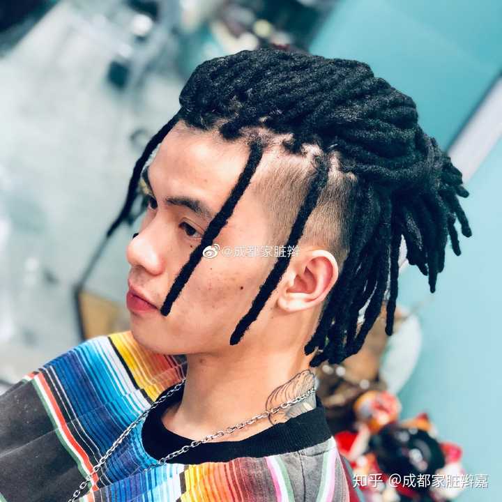 有什么半头脏辫的发型推荐?