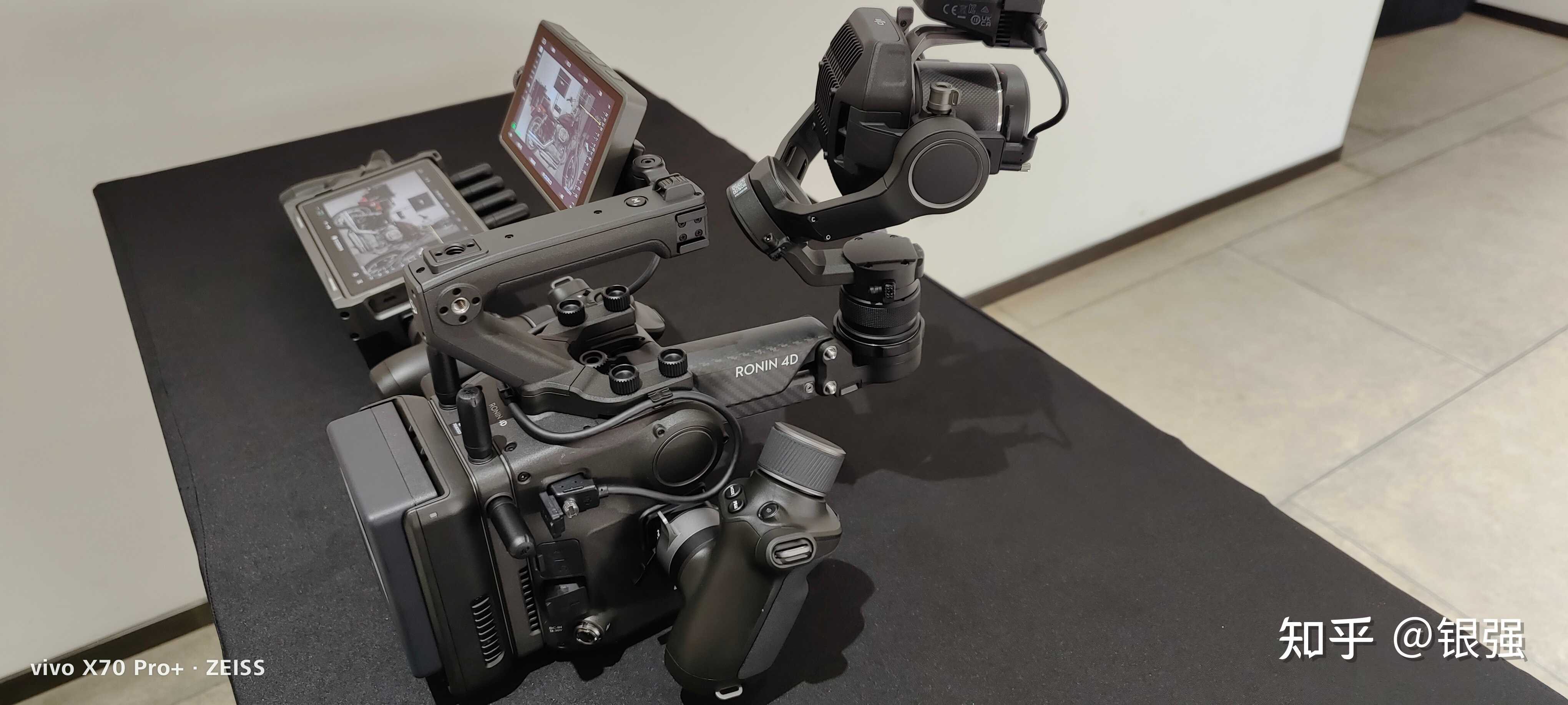 银强 的想法: 大疆首款全幅视频机dji ronin 4d真机实物… - 知乎