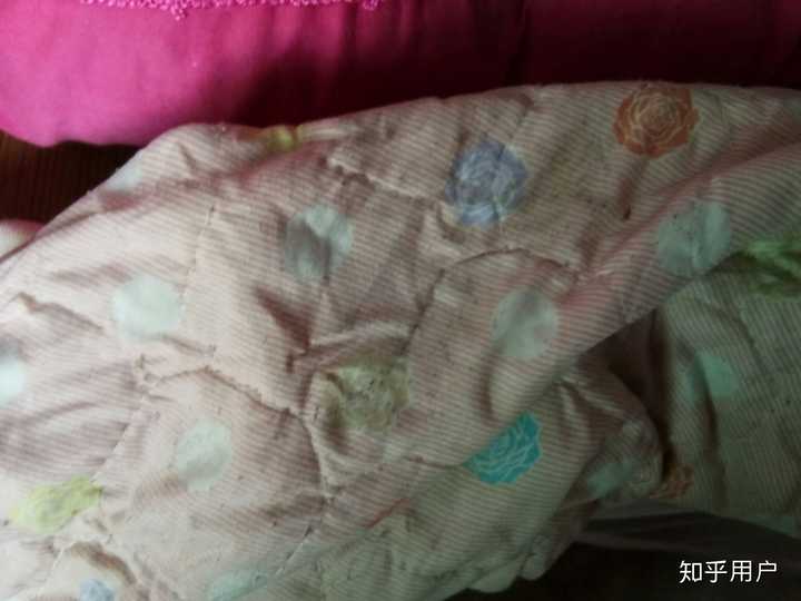 带我妹妹睡觉的房间