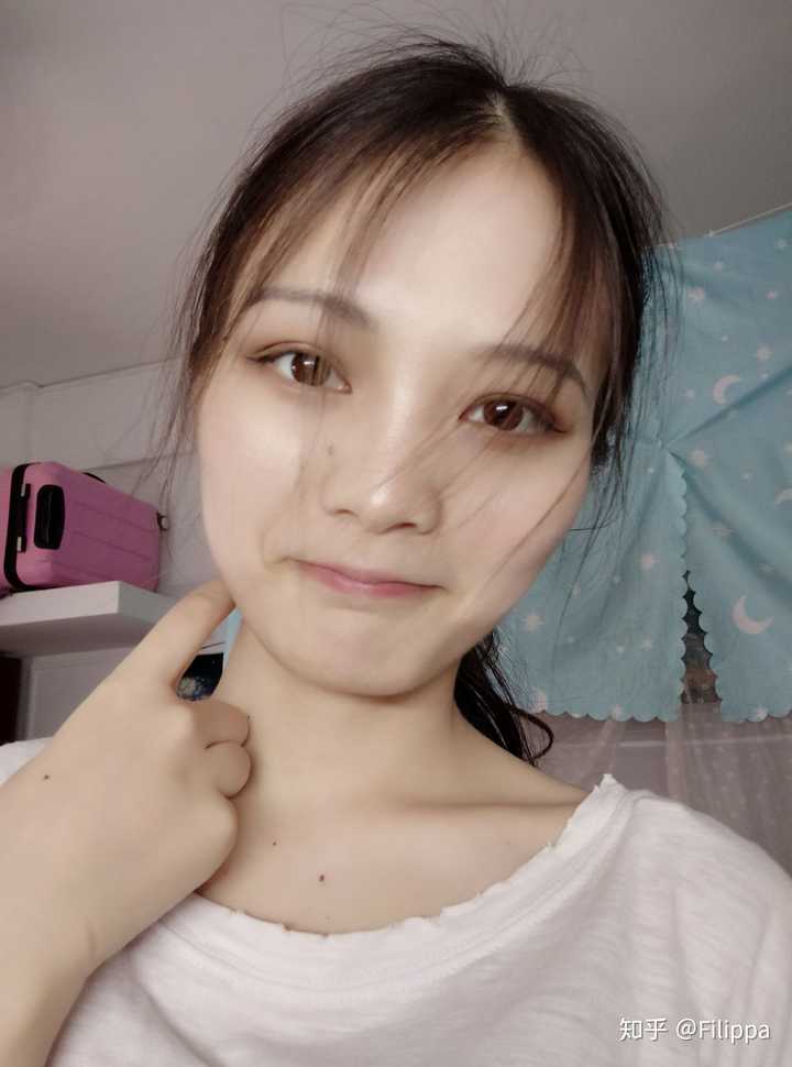 女生们素颜都是什么样的?