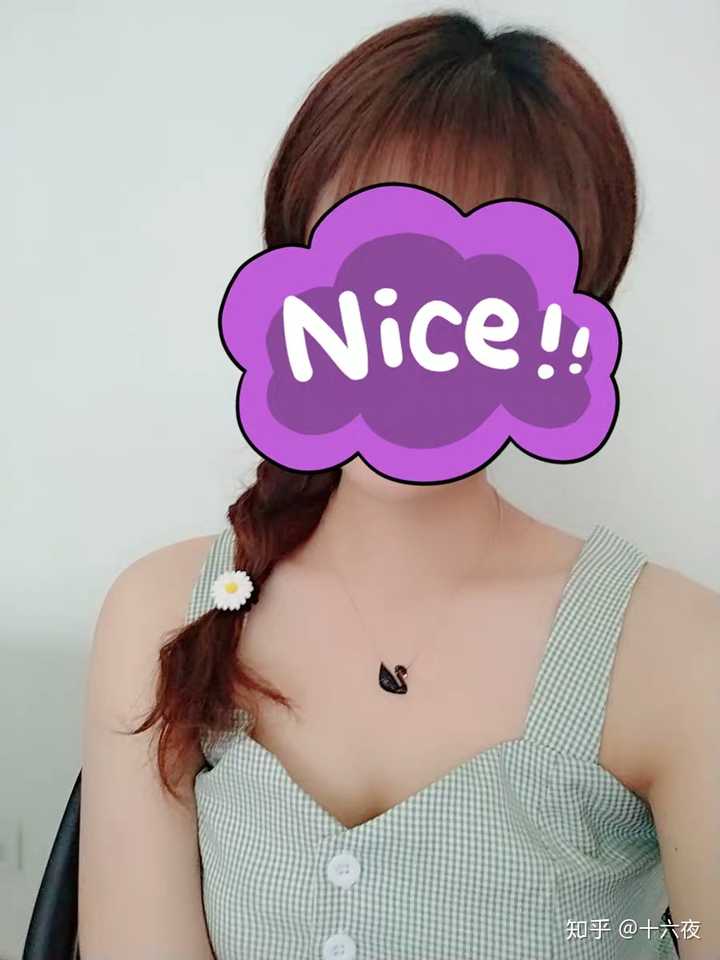吊带更适合大胸的还是平胸的啊?