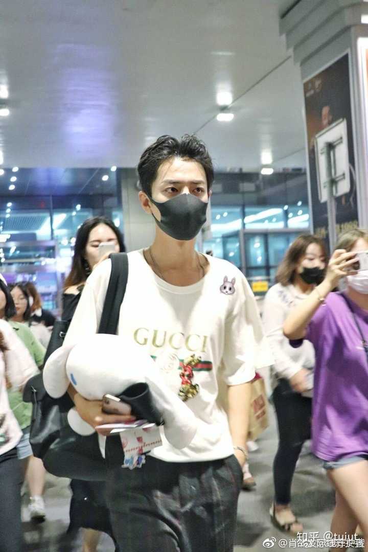 如果李沁和肖战在一起了粉丝会怎么看?