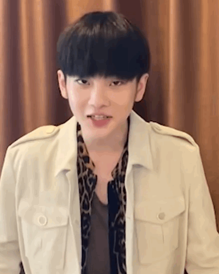 第一个哈哈哈) 下面吃手南上线啦 下面康康其他壶人,南南有机会再更喔