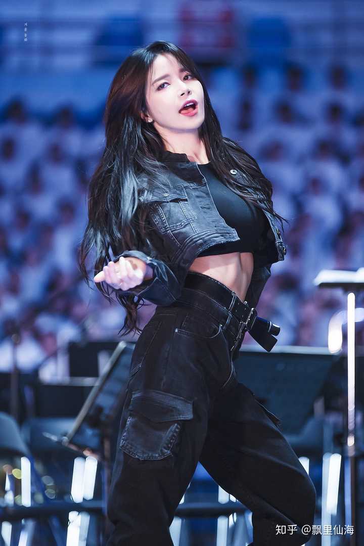 韩国女团成员有哪些惊为天人的瞬间?