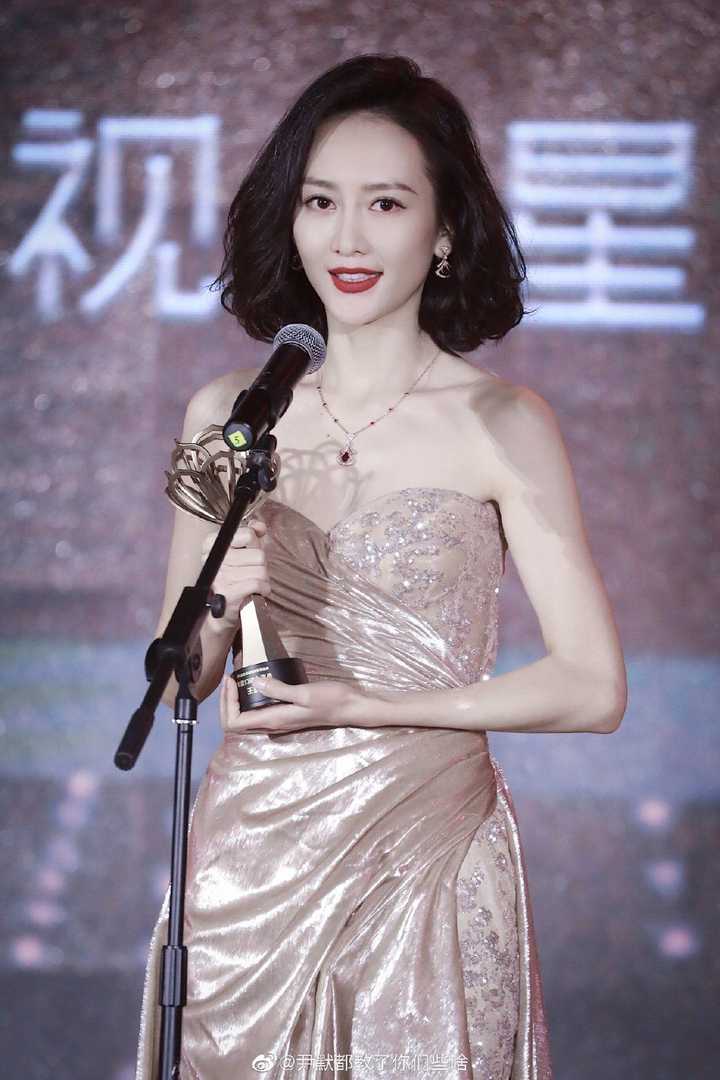 有哪些女明星的红毯造型很漂亮!