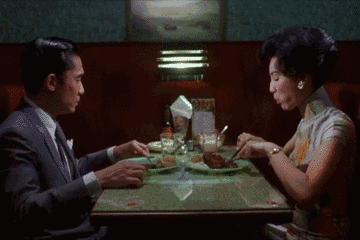 自动扶梯,说不尽的爱情故事 人手扶梯在科技发达的现在已经随处可见