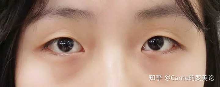 单眼皮小眼睛女生怎么化妆显得眼睛更大更有神?