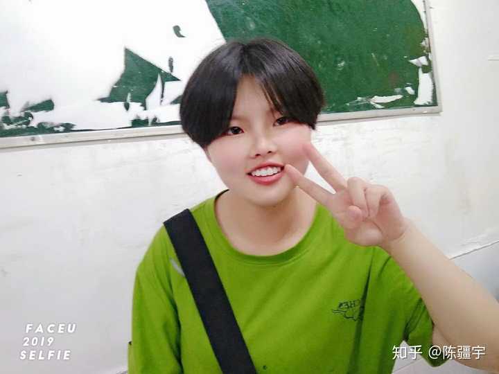 女生短发留长发的过程是种什么样的体验?