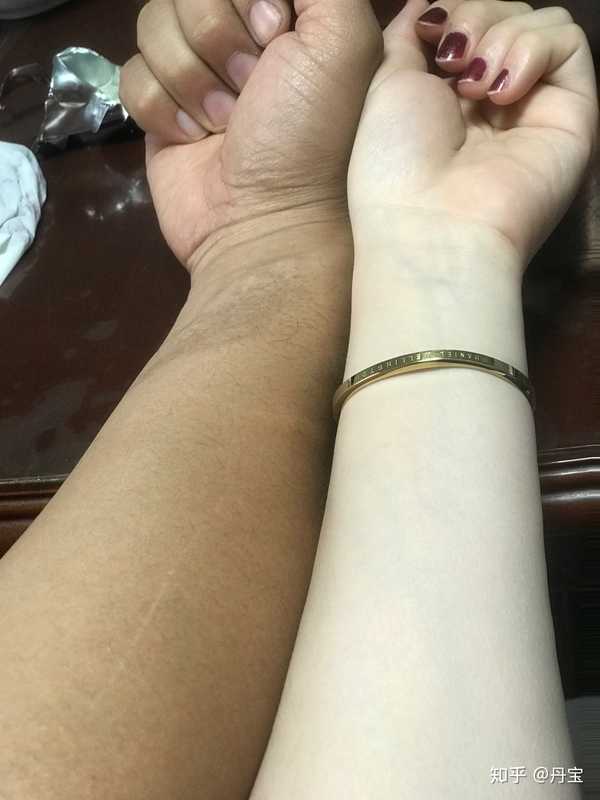 女生皮肤白是一种什么样的体验?