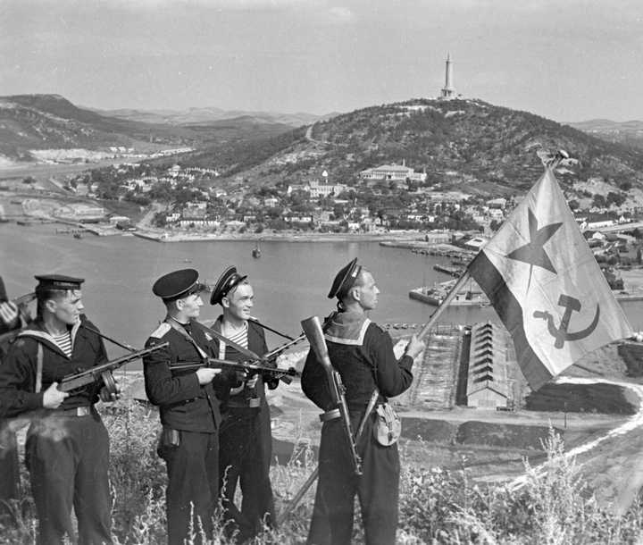 1945,苏联海军的太平洋舰队步兵在旅顺口