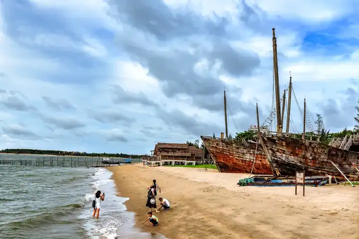 特呈岛 湛江海湾中央的迷你海岛,只需