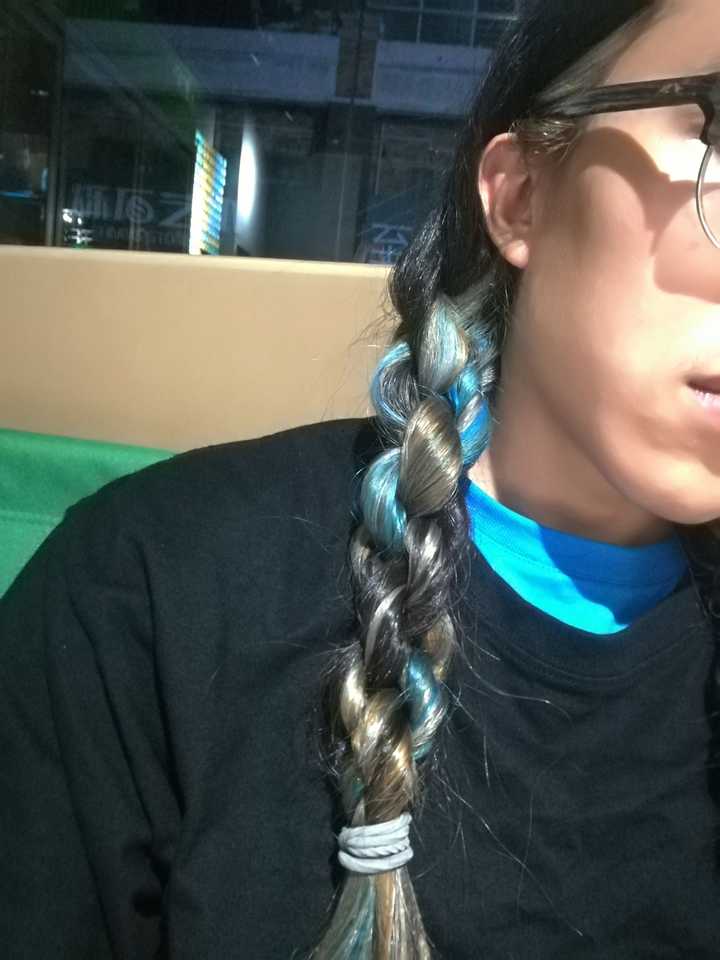 男生长发扎辫子好吗?怎么扎好看呢?