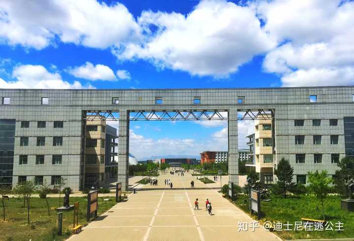 考研内蒙古医科大学临检和哈医大基础哪个好一点?