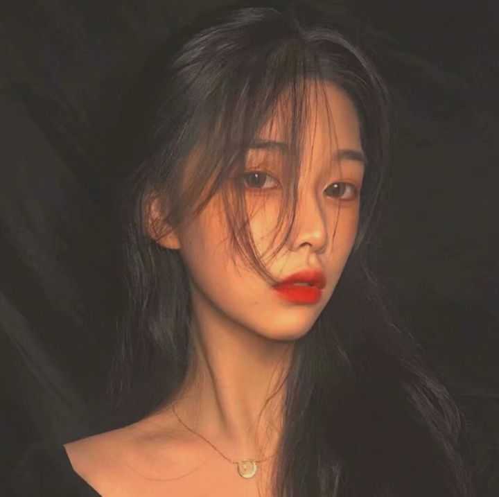你们有没有什么看起来格调高的女生头像啊?