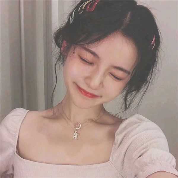 有没有一看就想恋爱的女生头像推荐?
