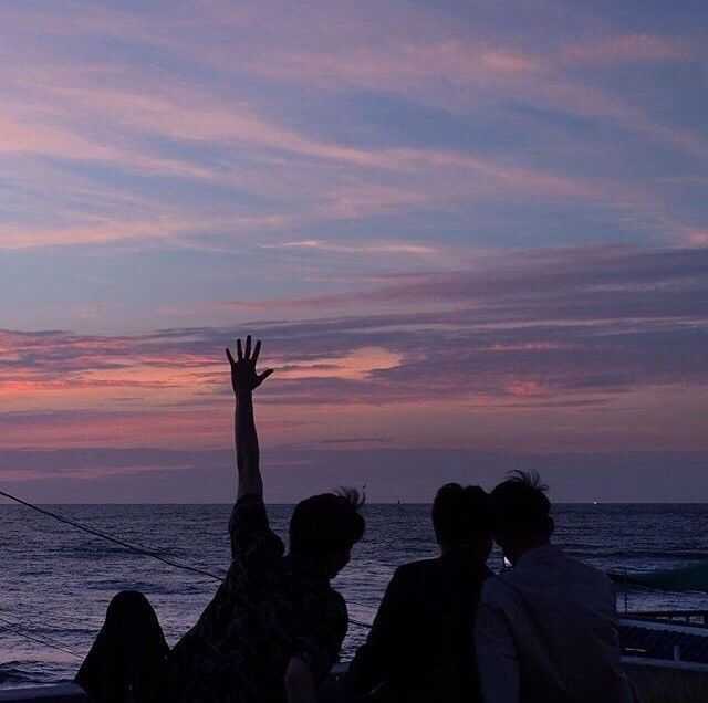 有哪些惊艳的背景图?