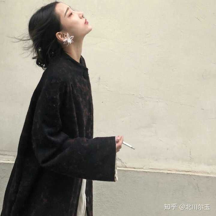 有哪些好看的适合女生的微信头像?
