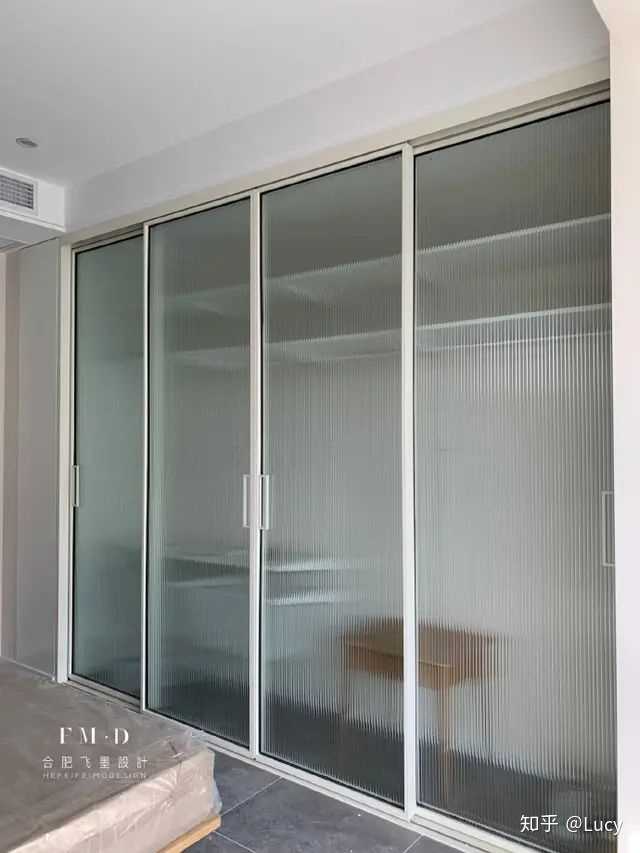浴室干湿分离选浴帘还是推拉门?