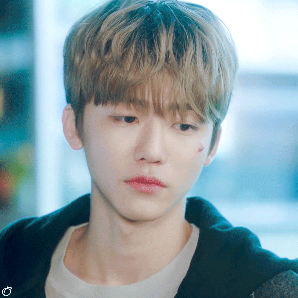 有哪些南韩爱豆绝美动图?