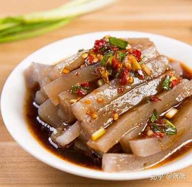 魔芋制品的热量虽然低,但是蛋白质和其他营养素摄入不足,过多的膳食