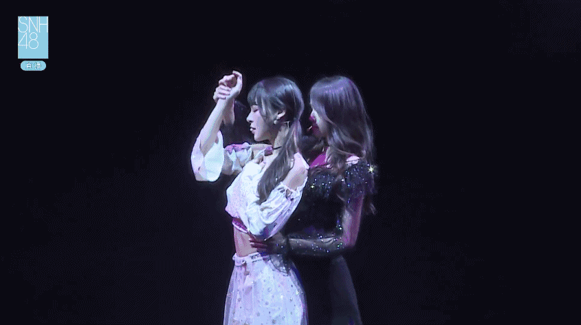 snh48的小偶像有哪些很色气的图片?