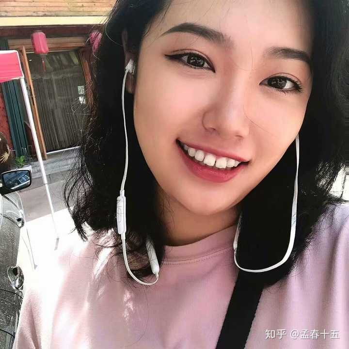 怎么看待最近很火的美妆博主「道上都叫我赤木刚宪」?