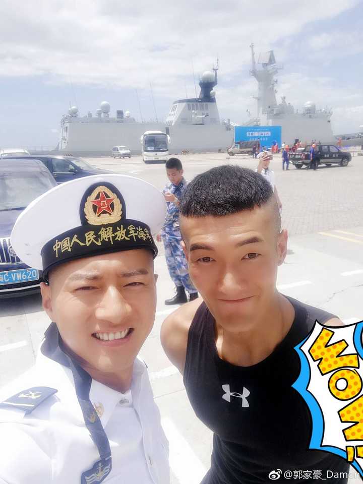 谁能准确说出《红海行动》蛟龙突击队8个人的军衔?