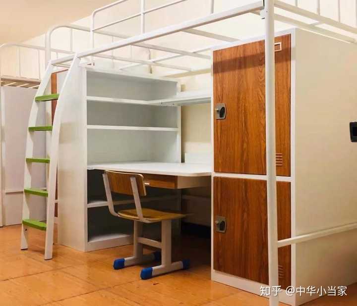 华东政法大学的宿舍真实情况和微微一笑很倾城的宿舍差距有多大?