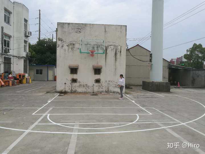 地面篮球场划线
