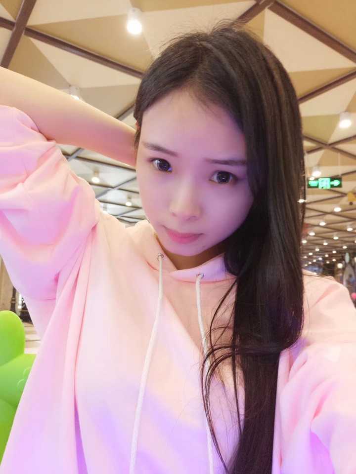 女生皮肤白是一种什么样的体验?