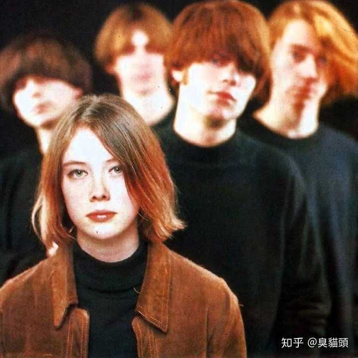 慢潜  slowdive   当年的女孩rachel goswell 真的清丽到.speechless.