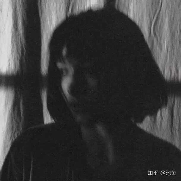 有没有看起来很难过的头像?