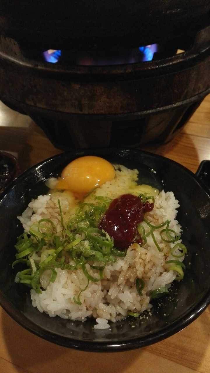 日本人吃的生鸡蛋拌饭难道吃起来不腥吗?