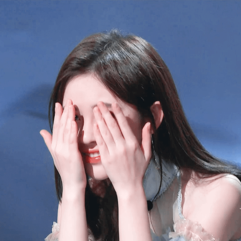 你有哪些了鞠婧祎的美图?