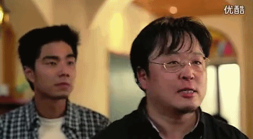 当我听说索尼要取消侧面指纹的时候,我抽了自己一耳光