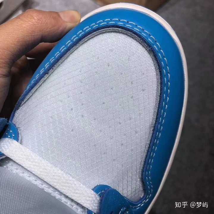 这个水桶腰实在入眼不了,这是我经常买鞋的一位莆田老哥,给你们找找