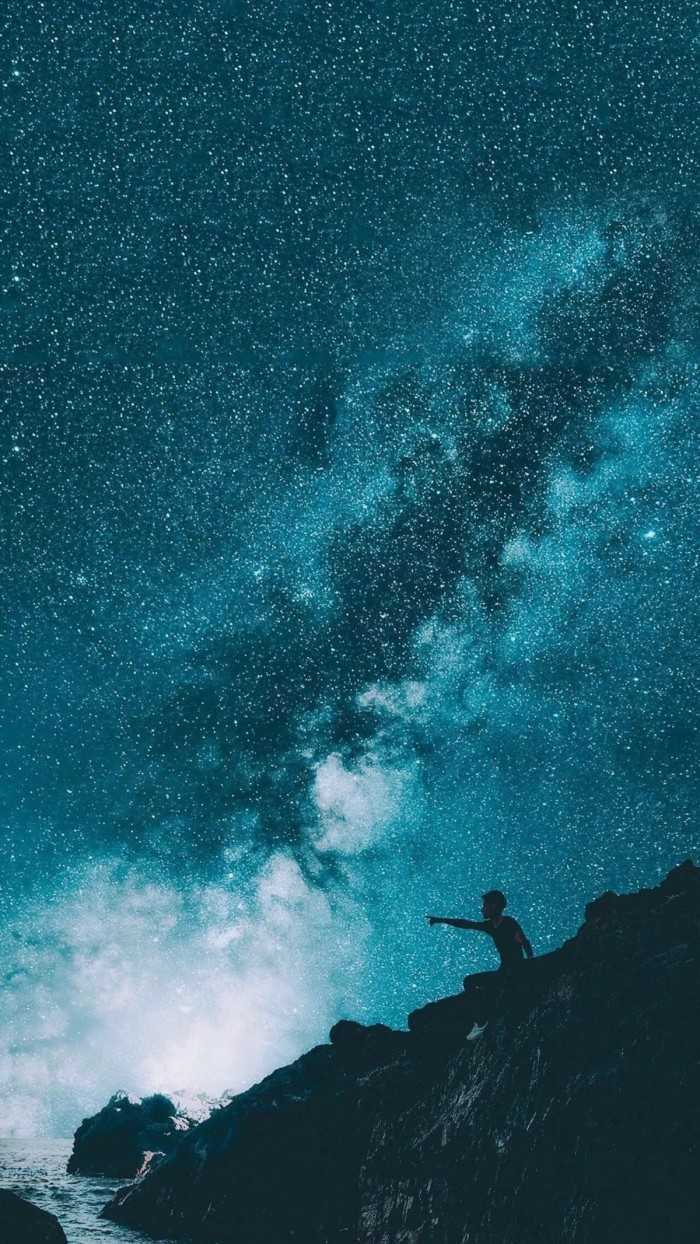 有没有什么感觉孤独却又高逼格的头像或壁纸?