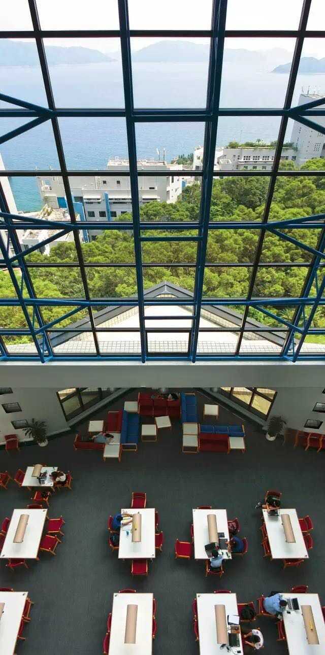 有没有人可以给一个小白介绍一下香港科技大学和香港?